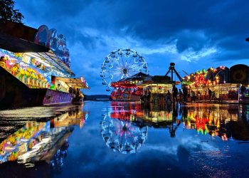 Blue Ferries Wheel